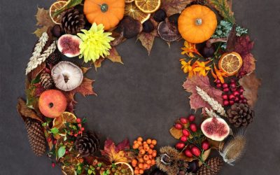 Are You Ready To Wow Your Guests With This Stunning Festive Fruit Wreath?